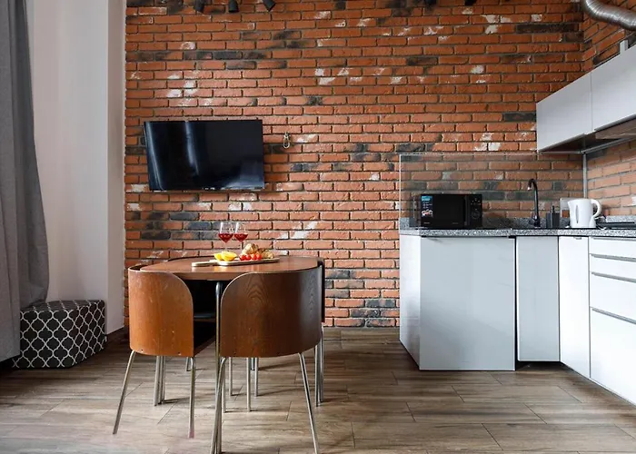 Close-central - Main Rail Station - Kosciuszki 28 * Wrocław