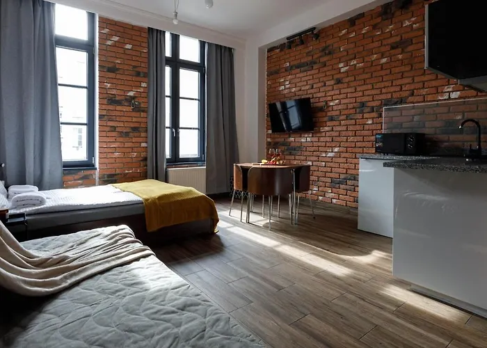 Close-central - Main Rail Station - Kosciuszki 28